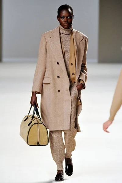 Look 4
